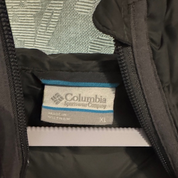 Columbia women’s McKay Lake medium gray Hooded 3/4 Puffer Jacket - Picture 3 of 8